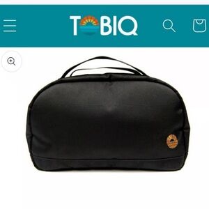Tobiq Travel Black Toiletry Bag - Raven. Preowned.